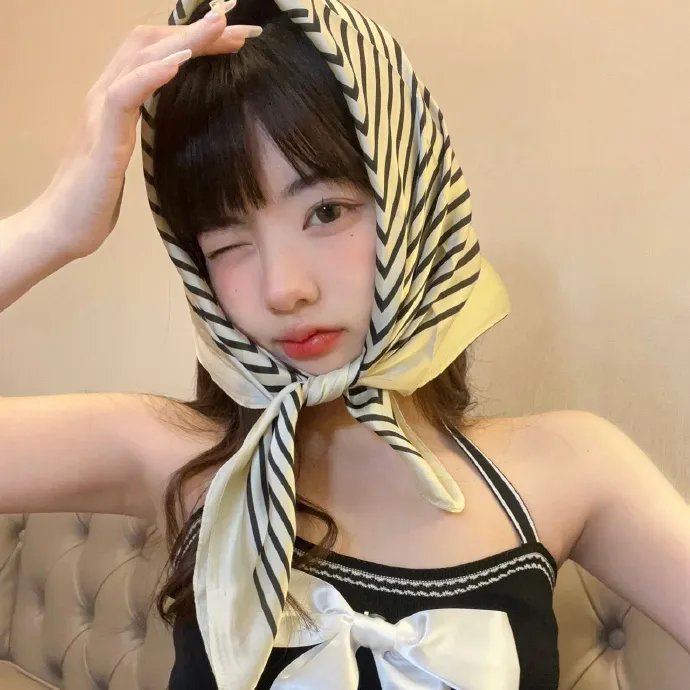 尤莉亚老师的红线